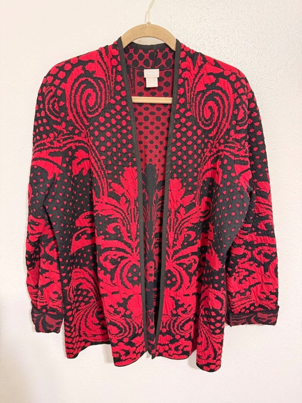 Chico's Open Front Cardigan Jacket Red Black Jacquard Textured Womans 3/XL